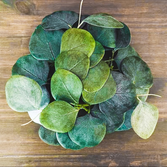 Eucalyptus wreaths candle ring - Picture 3 of 4